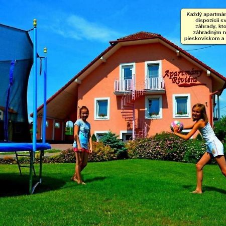 Chalupa Riviera A Apartmany Riviera - Liptov Besenova ルジョムベロク エクステリア 写真