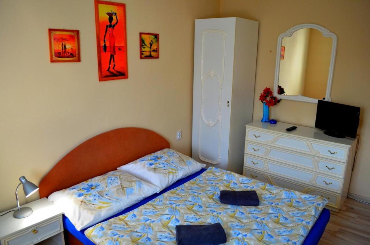 Chalupa Riviera A Apartmany Riviera - Liptov Besenova ルジョムベロク エクステリア 写真