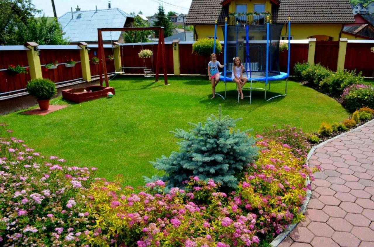 Chalupa Riviera A Apartmany Riviera - Liptov Besenova ルジョムベロク エクステリア 写真