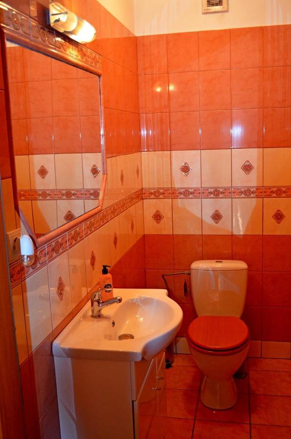 Chalupa Riviera A Apartmany Riviera - Liptov Besenova ルジョムベロク エクステリア 写真