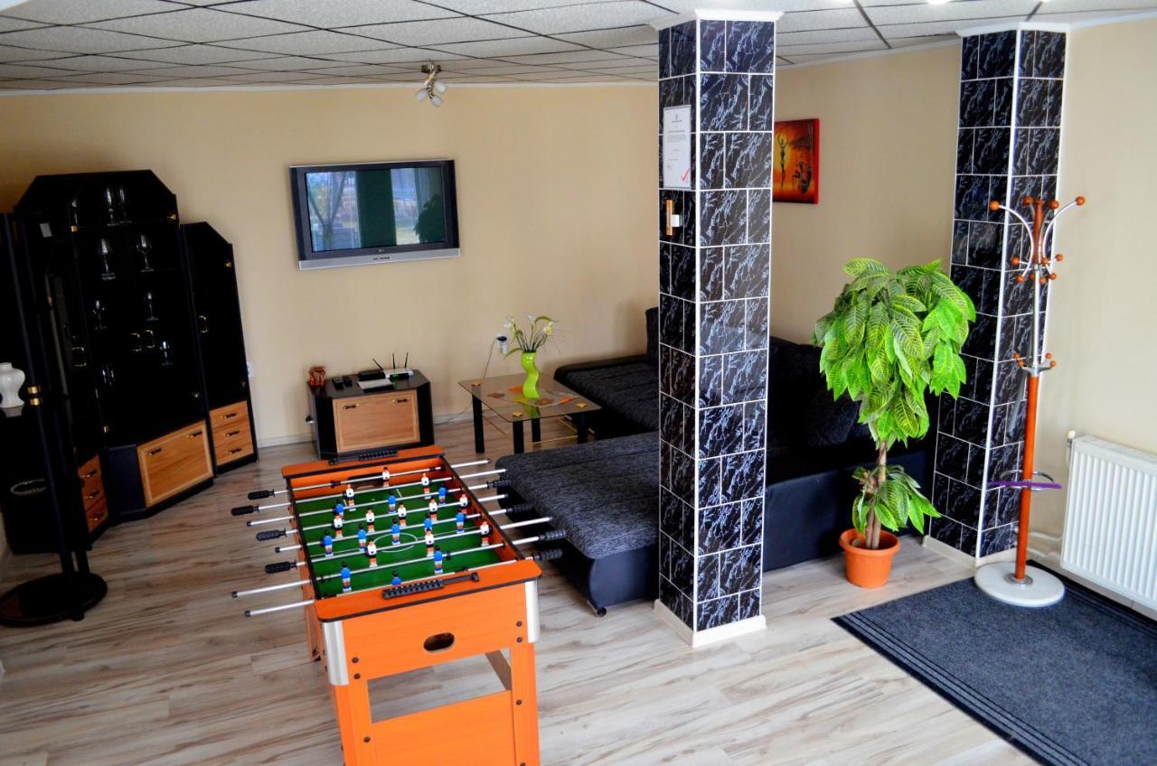 Chalupa Riviera A Apartmany Riviera - Liptov Besenova ルジョムベロク エクステリア 写真