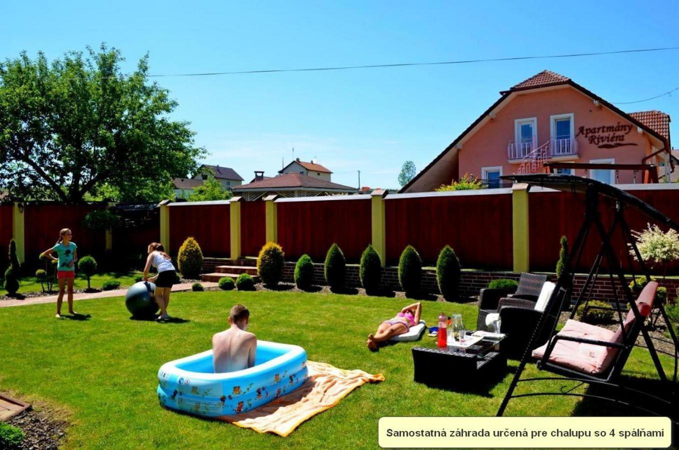 Chalupa Riviera A Apartmany Riviera - Liptov Besenova ルジョムベロク エクステリア 写真